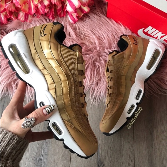 NWT Nike Air Max 95 Rare Gold - Picture 7 of 8